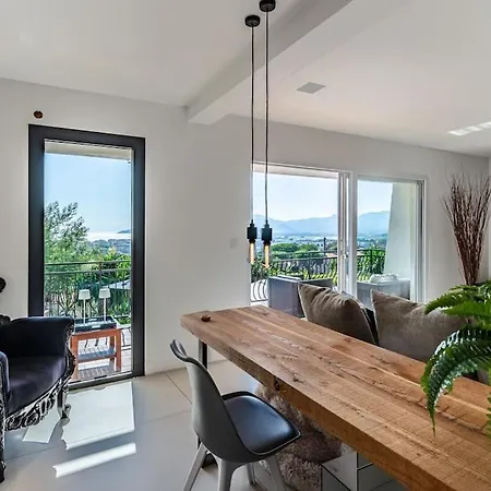 Bella By Terry's Homes Villa *